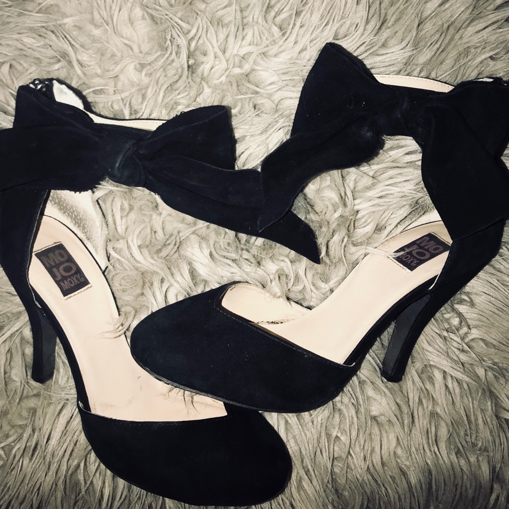 Mojo moxy bow heels